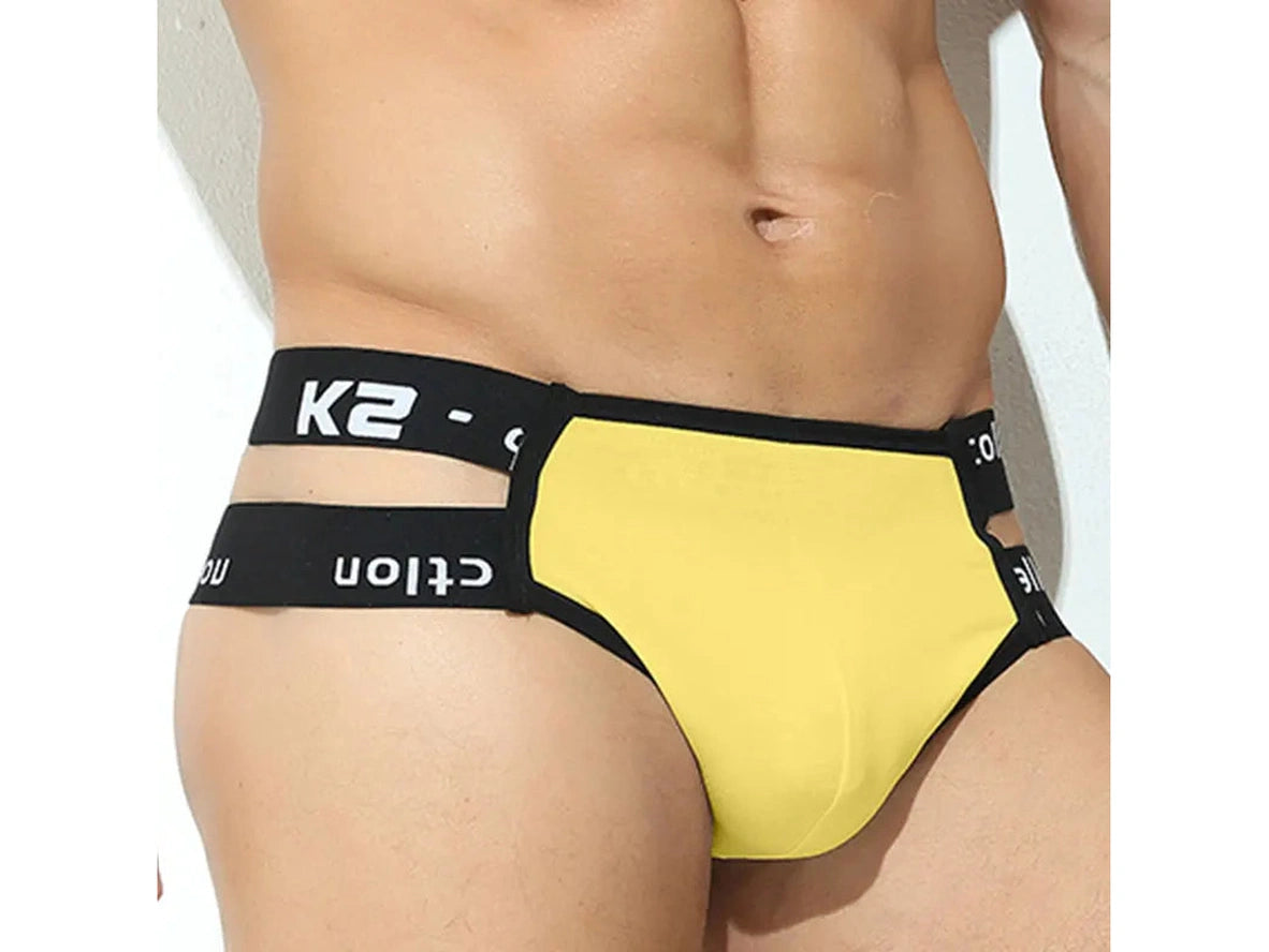 Gay Thongs | Bulge Pouch Thongs