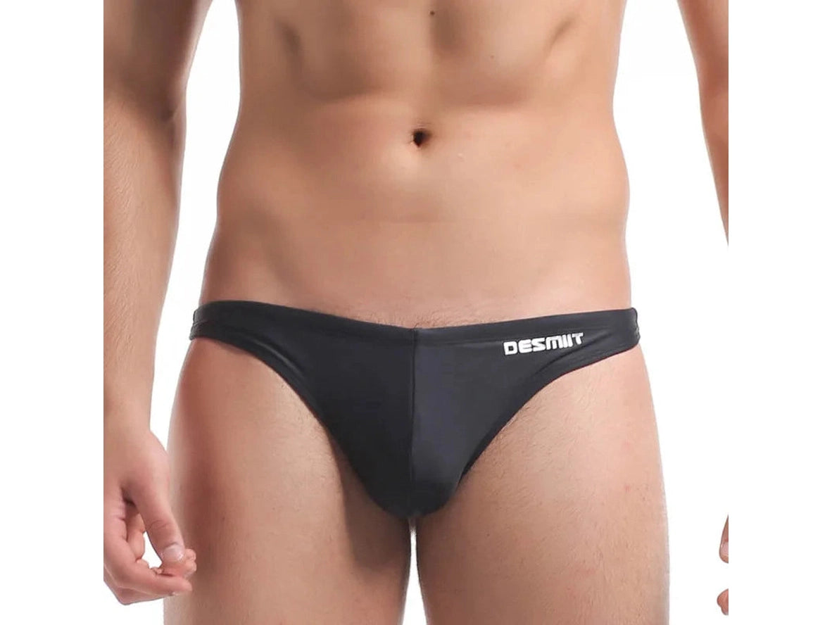 Tide Curve – DESMIIT Low-Rise Gay Swim Thong