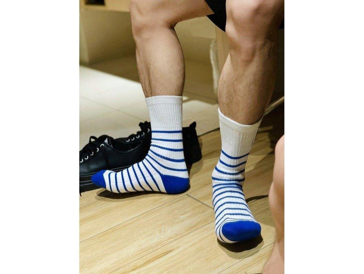 Mens Socks Fashion Striped Design Sweat Absorbing Comfortable